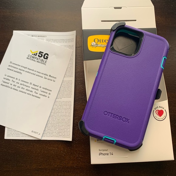 iPhone 14 Otterbox defender case - Picture 2 of 4